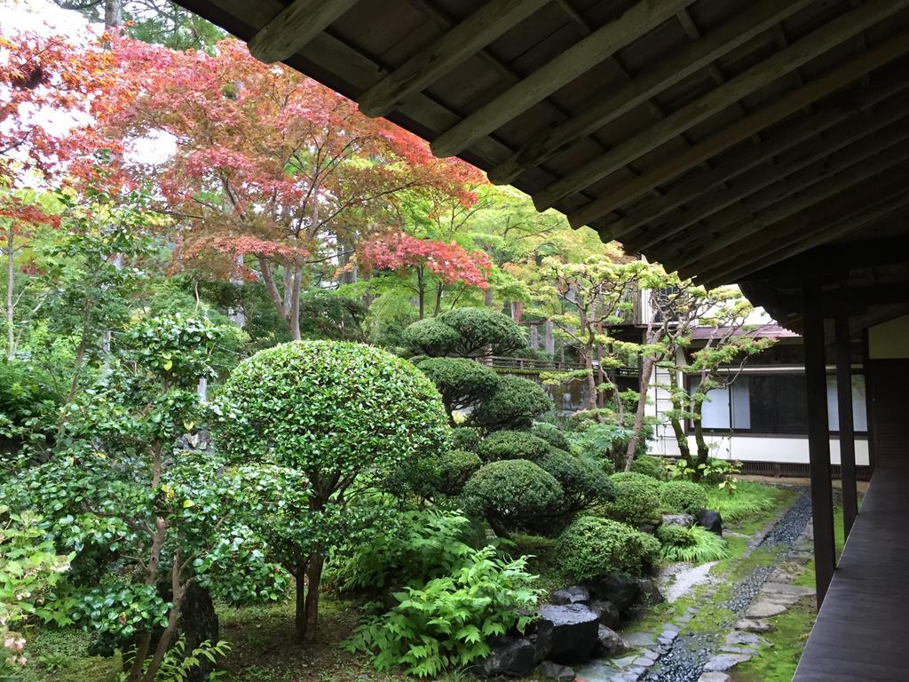 Koyasan Shukubo Jokiin Hotel Buitenkant foto