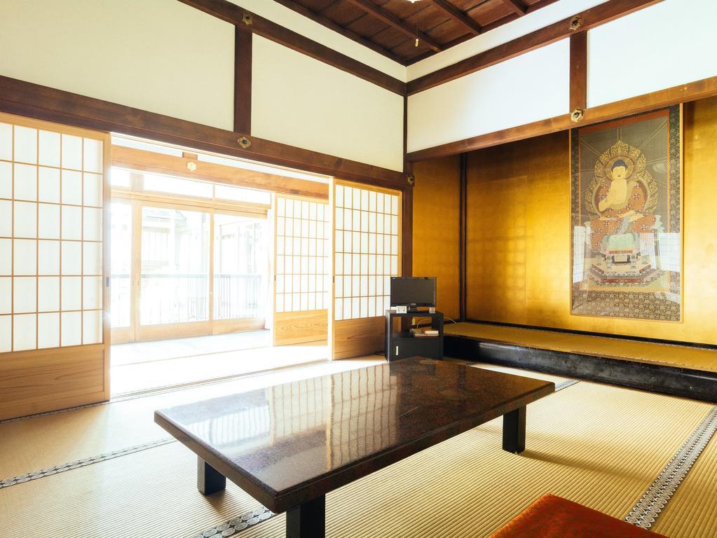 Koyasan Shukubo Jokiin Hotel Buitenkant foto