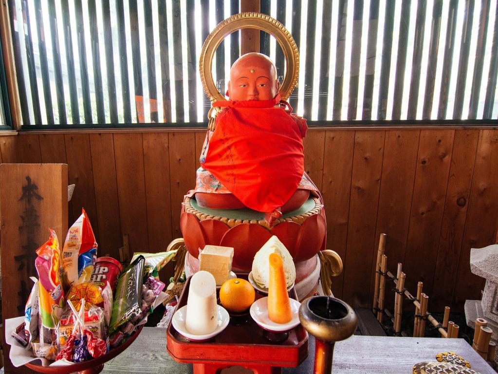 Koyasan Shukubo Jokiin Hotel Buitenkant foto