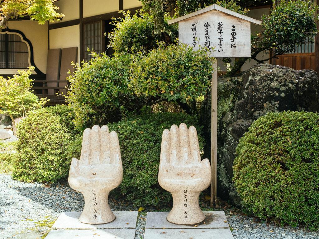 Koyasan Shukubo Jokiin Hotel Buitenkant foto